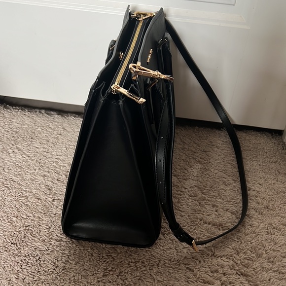 Mk - Picture 4 of 12